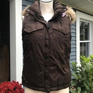 Womens Columbia puffer vest M
